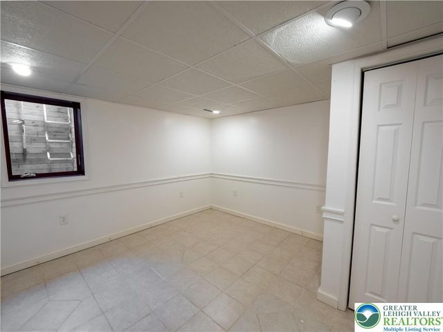 220 West Kleinhans Street, Easton, PA 18042