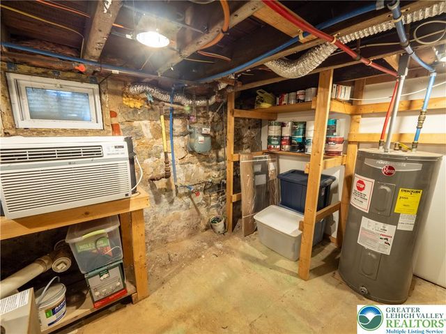 220 West Kleinhans Street, Easton, PA 18042