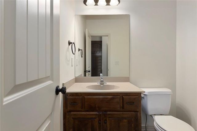 505 SW Webster Drive, Blue Springs, MO 64014