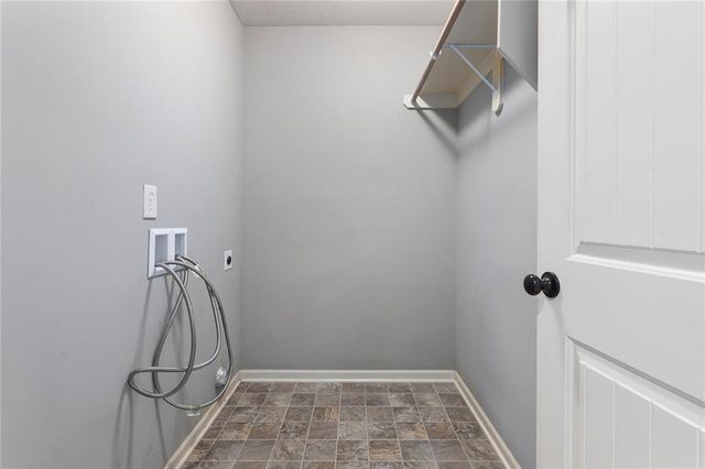 505 SW Webster Drive, Blue Springs, MO 64014