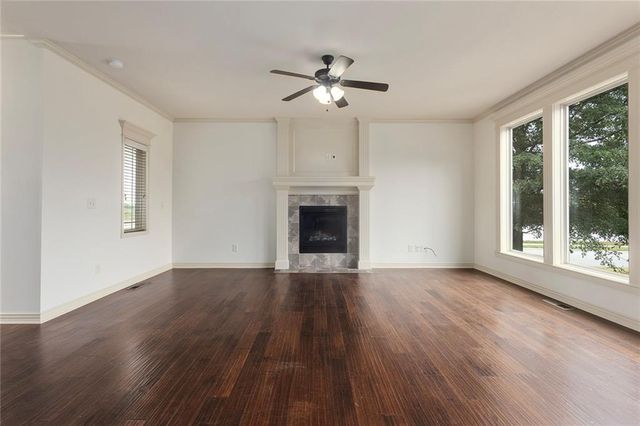 505 SW Webster Drive, Blue Springs, MO 64014