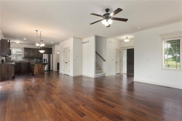 505 SW Webster Drive, Blue Springs, MO 64014