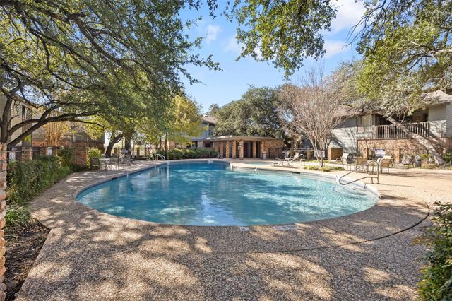 7122 Wood Hollow DR 29, Austin, TX 78731