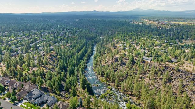 19788 Chicory Avenue, Bend, OR 97702