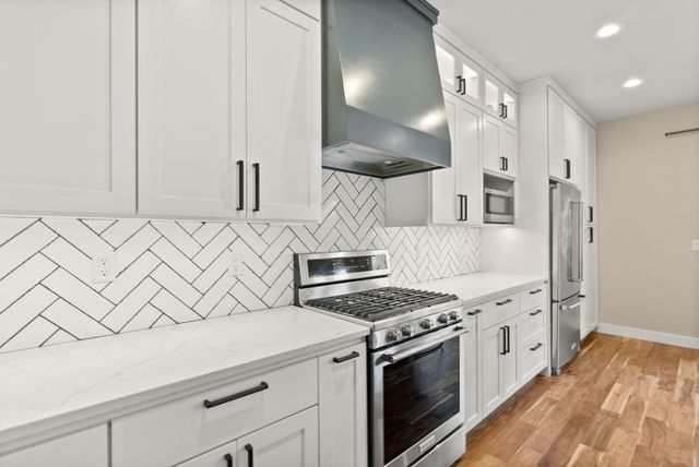 19788 Chicory Avenue, Bend, OR 97702