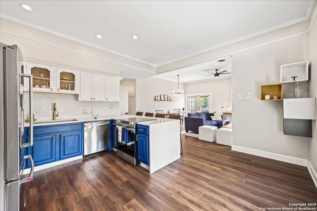 703 E Euclid Ave, San Antonio, TX 78212