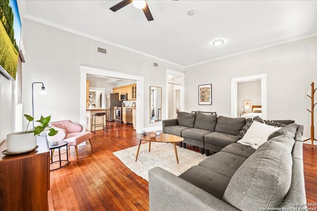 703 E Euclid Ave, San Antonio, TX 78212