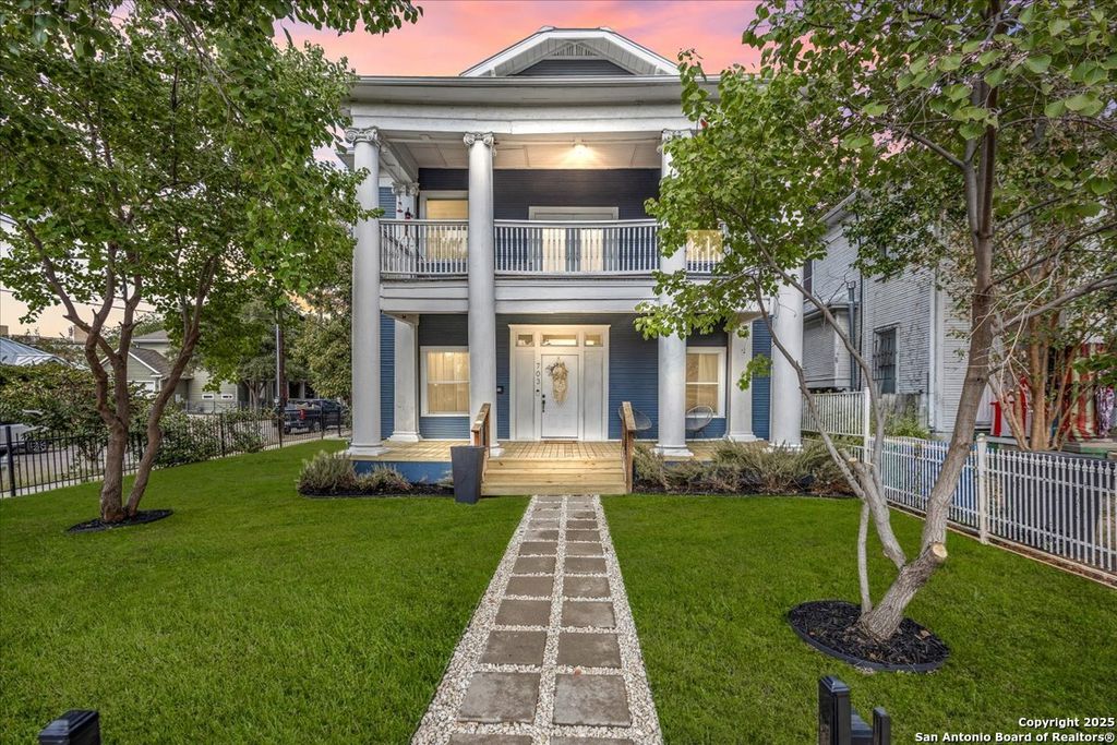 703 E Euclid Ave, San Antonio, TX 78212