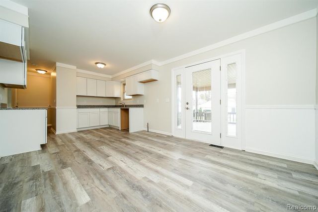 547 Orchard Street, Wyandotte, MI 48192