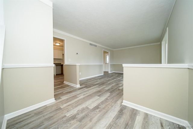 547 Orchard Street, Wyandotte, MI 48192