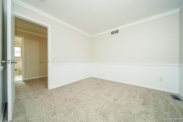 547 Orchard Street, Wyandotte, MI 48192