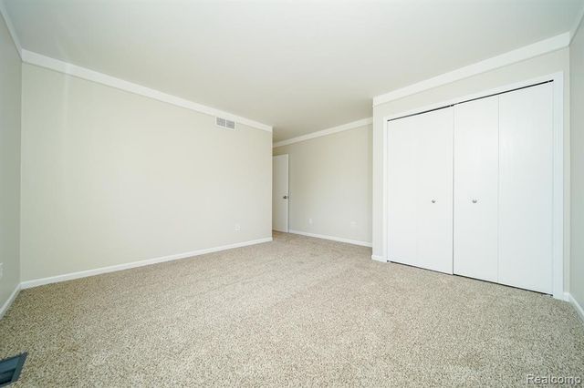 547 Orchard Street, Wyandotte, MI 48192