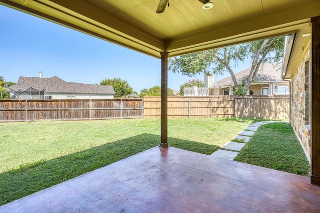 804 Four Oaks LN, Marble Falls, TX 78654