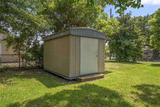535 W School St Street, Lake Charles, LA 70605