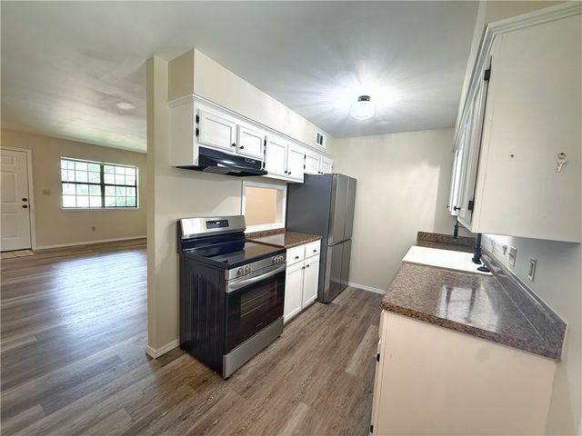 1404 E O Street, Russellville, AR 72801