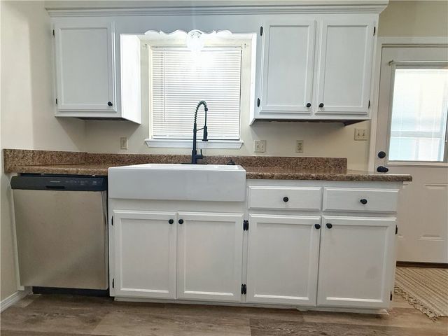 1404 E O Street, Russellville, AR 72801