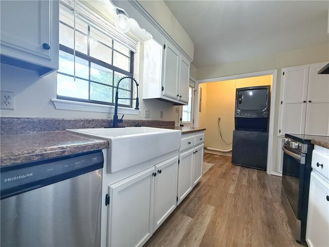 1404 E O Street, Russellville, AR 72801