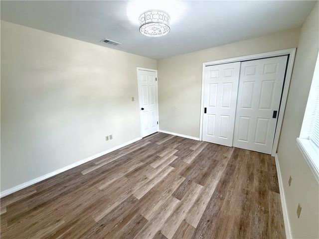 1404 E O Street, Russellville, AR 72801