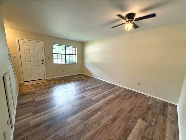 1404 E O Street, Russellville, AR 72801