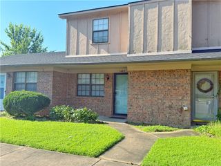 1404 E O Street, Russellville, AR 72801