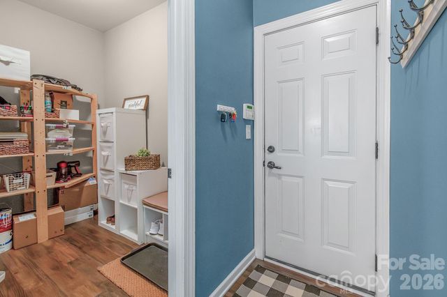 10507 Bere Island Drive, Charlotte, NC 28278