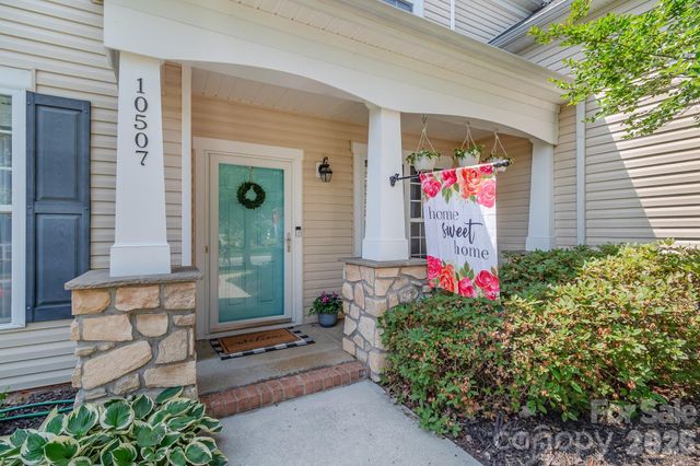 10507 Bere Island Drive, Charlotte, NC 28278