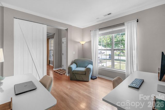 10507 Bere Island Drive, Charlotte, NC 28278