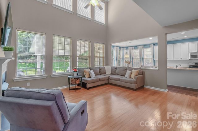 10507 Bere Island Drive, Charlotte, NC 28278