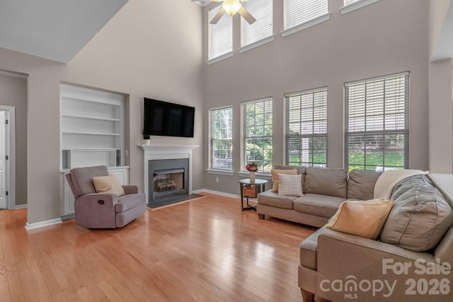 10507 Bere Island Drive, Charlotte, NC 28278