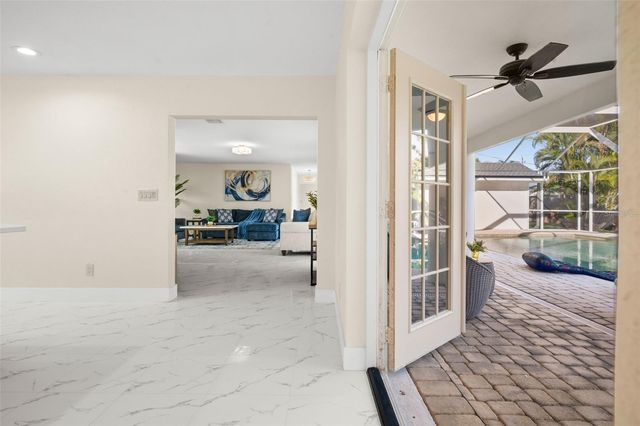 625 W OLYMPIA AVENUE, Punta Gorda, FL 33950