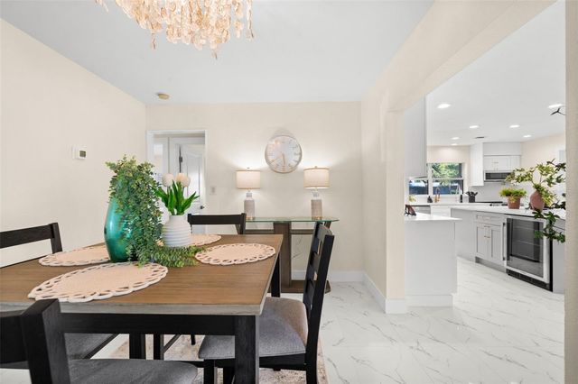 625 W OLYMPIA AVENUE, Punta Gorda, FL 33950