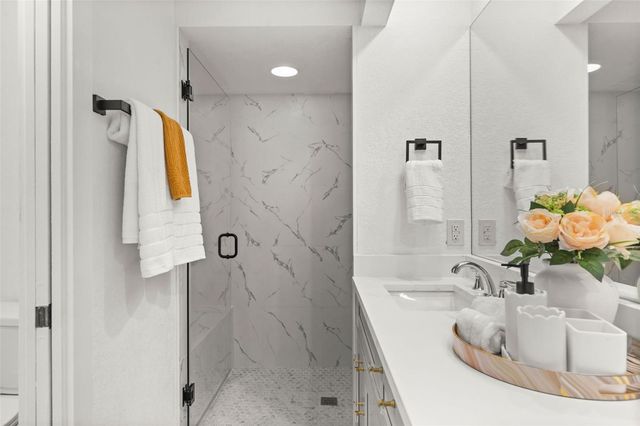 625 W OLYMPIA AVENUE, Punta Gorda, FL 33950