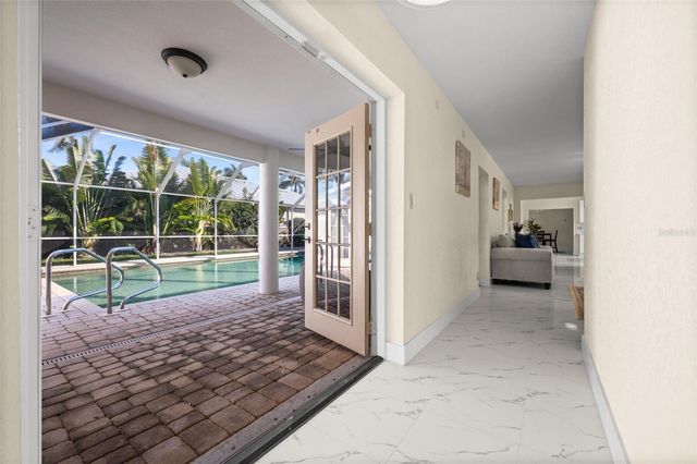 625 W OLYMPIA AVENUE, Punta Gorda, FL 33950