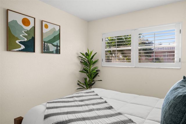 625 W OLYMPIA AVENUE, Punta Gorda, FL 33950