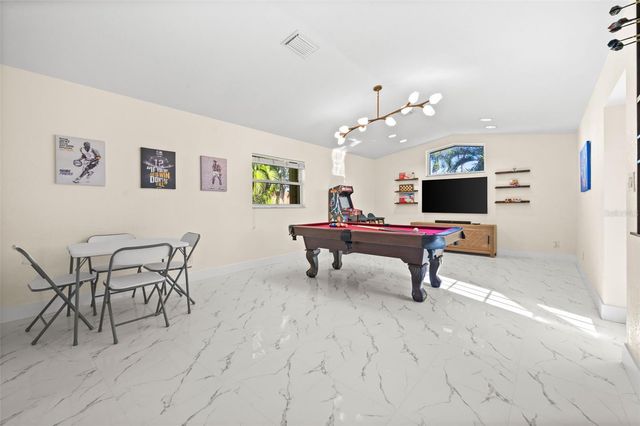 625 W OLYMPIA AVENUE, Punta Gorda, FL 33950