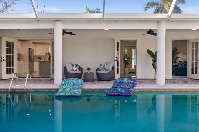 625 W OLYMPIA AVENUE, Punta Gorda, FL 33950