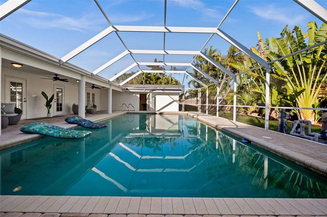 625 W OLYMPIA AVENUE, Punta Gorda, FL 33950