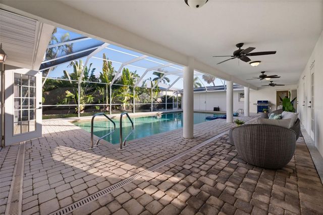 625 W OLYMPIA AVENUE, Punta Gorda, FL 33950