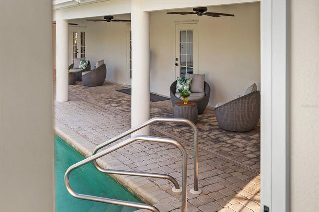 625 W OLYMPIA AVENUE, Punta Gorda, FL 33950