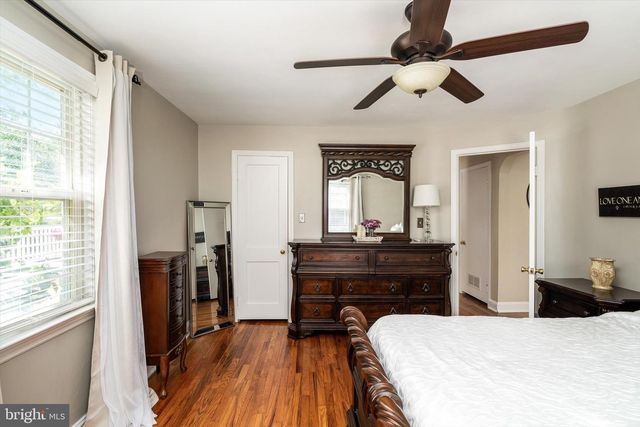 241 FENWOOD AVE, Hamilton, NJ 08619