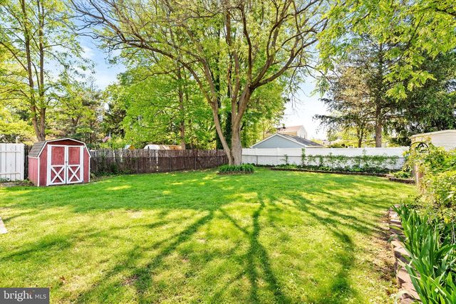 241 FENWOOD AVE, Hamilton, NJ 08619