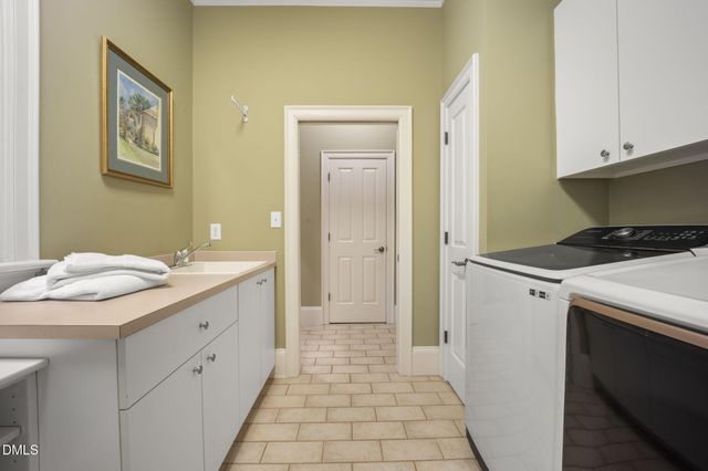 8913 Barleymoor Drive, Raleigh, NC 27615