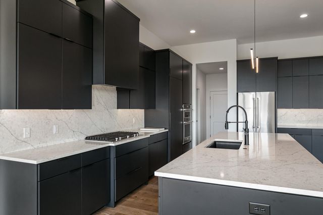 5546 E Cavalcade Lane, Springfield, MO 65802