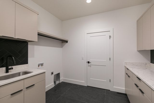 5546 E Cavalcade Lane, Springfield, MO 65802