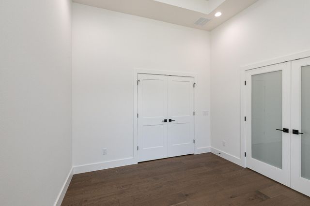 5546 E Cavalcade Lane, Springfield, MO 65802