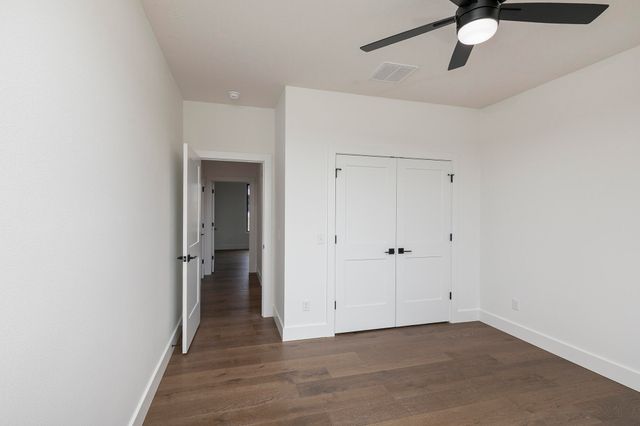 5546 E Cavalcade Lane, Springfield, MO 65802