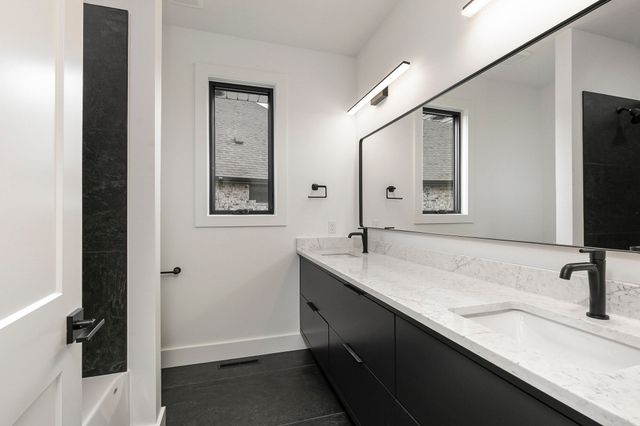 5546 E Cavalcade Lane, Springfield, MO 65802