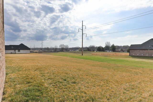 5546 E Cavalcade Lane, Springfield, MO 65802