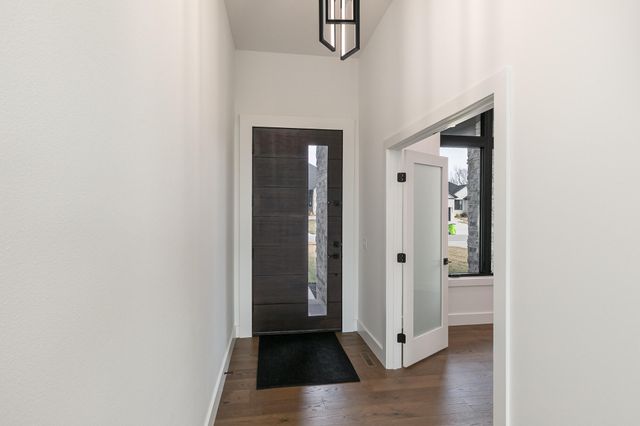 5546 E Cavalcade Lane, Springfield, MO 65802