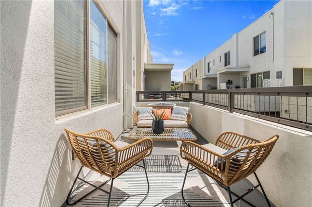 5560 Boardwalk 105, Hawthorne, CA 90250